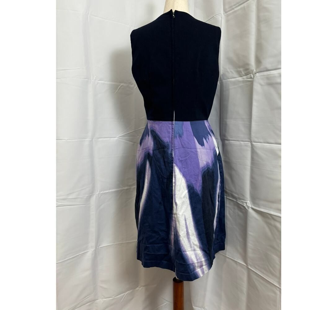 NWOT Tahari Abstract Print Shift Dress Size 8 - Picture 2 of 7